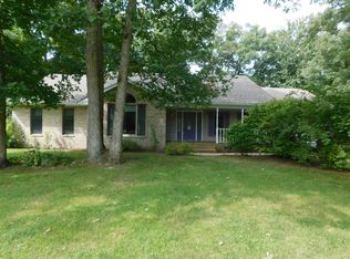 12218 E Stalbaum Ln, Wheatfield, IN 46392