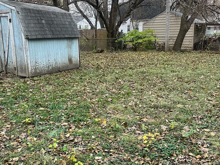 1819 Stahlwood Ave — Photo 9