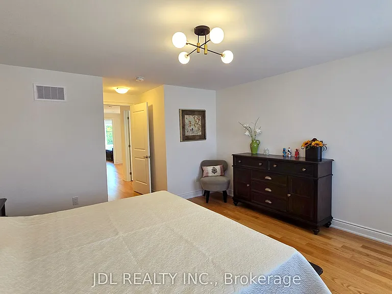 87 Albert Newell Dr — Photo 28
