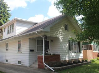 834 Lebanon St, Aurora, IL 60505