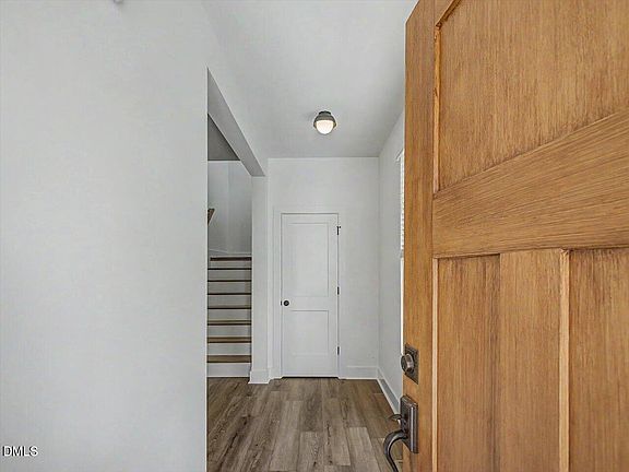 2nd image of 2308 Broad St