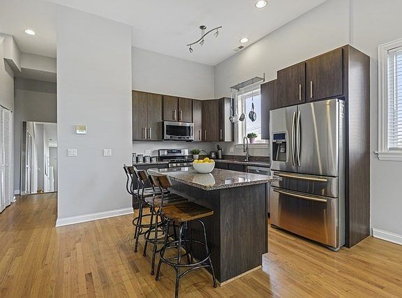 5th image of 2623 W Evergreen Ave APT 3W