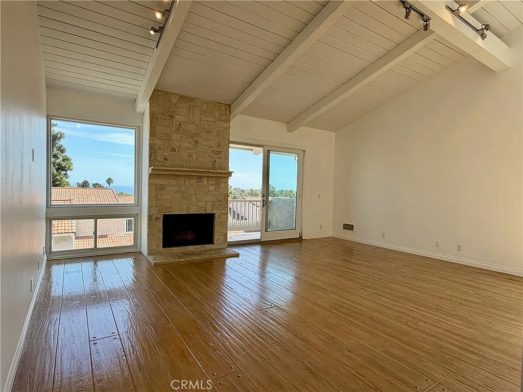3 bed, 1681 sqft, $6,500 — Photo 3