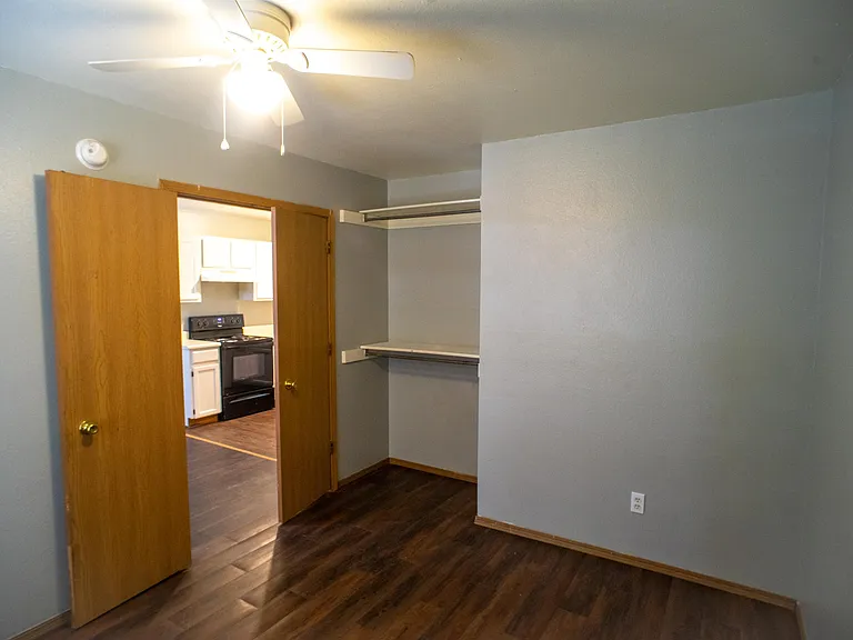 420 Park St — Photo 8