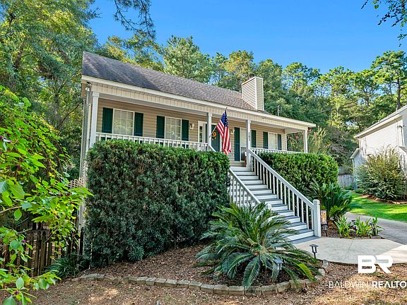 2nd image of 103 Highland Cir