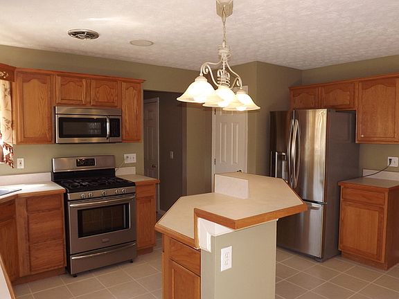 5th image of 3745 Southbrook Dr