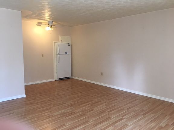 5th image of 5405 52nd St #5405