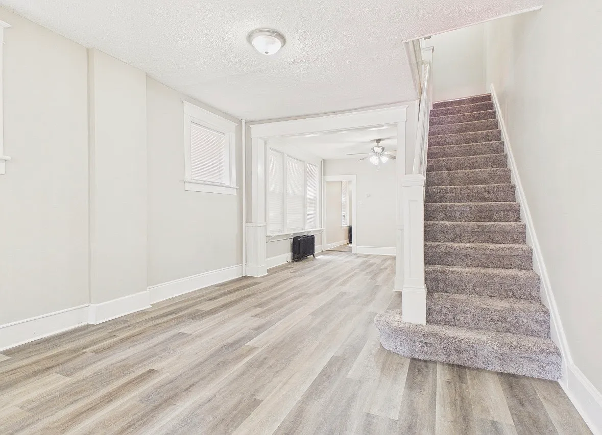 4 bed, 1736 sqft, $1,595 — Photo 1