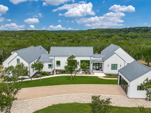 1958 Paradise Pkwy, Canyon Lake, TX 78133