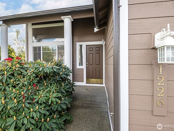 2nd image of 1226 57th Court SE