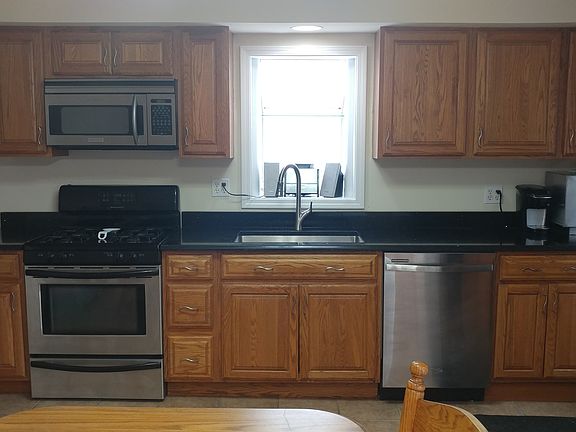 4th image of 9632 Nashville Ave
