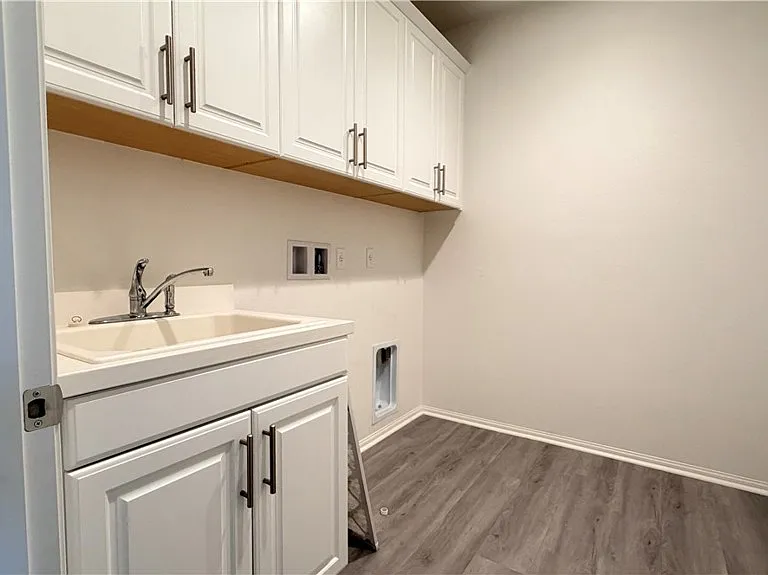 1801 Marquez Way — Photo 37