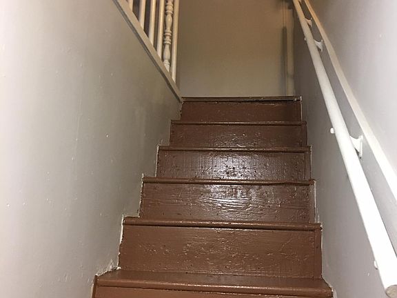 3rd image of 3715 W 12th St