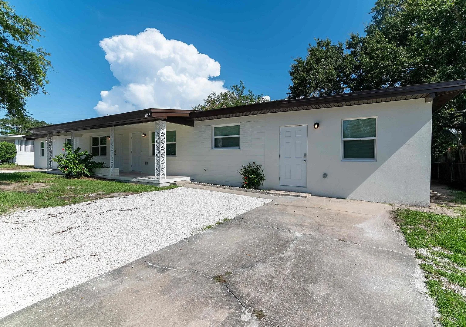 1156-1158 Tampa Bay Growth Fund Principal LLC — Photo 1