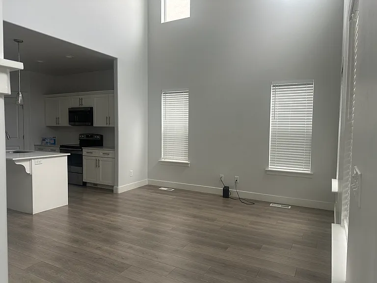4336 W Watchmen Way — Photo 28