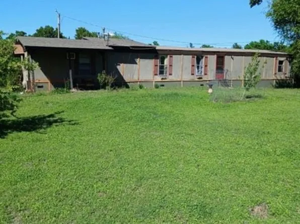 26190 Ash Ln, Blanchard, OK 73010