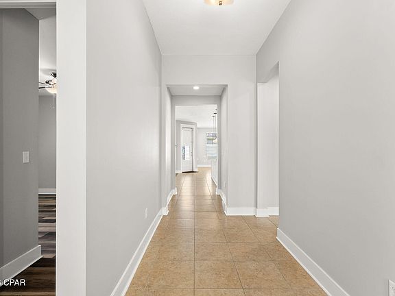 4th image of 3113 Veranda Ave