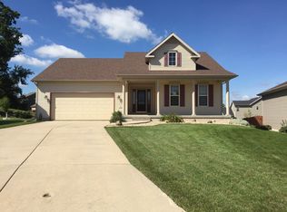 9 Banner Cir, Madison, WI 53718