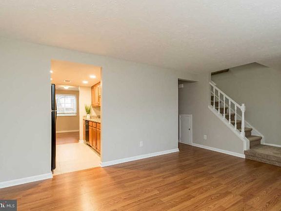 4th image of 10150 Statesboro Ct