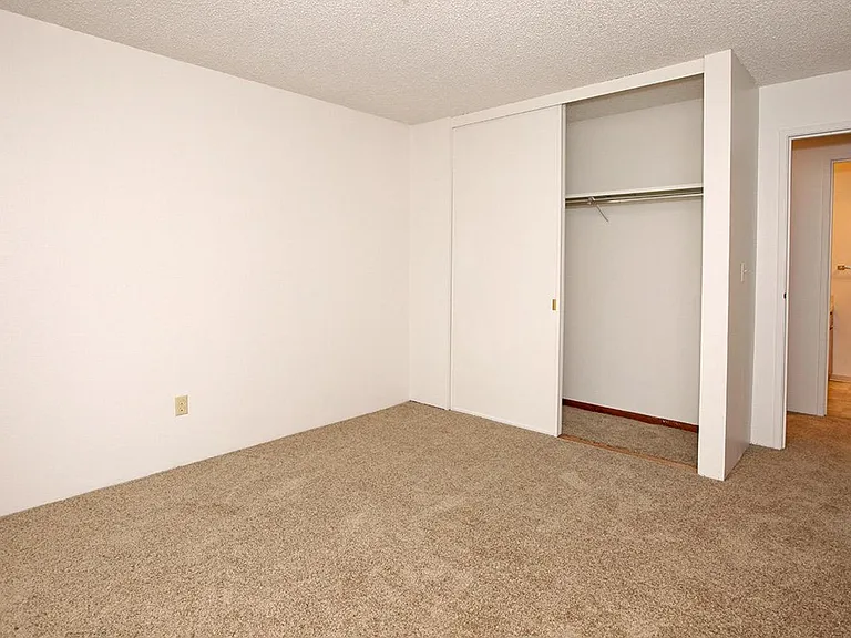 Summerhill Apartments — Photo 39