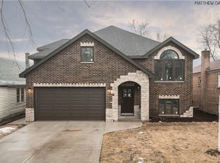 2628 W 99th St, Evergreen Park, IL