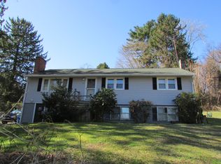 713 Bronson Rd, Southport, CT 06890