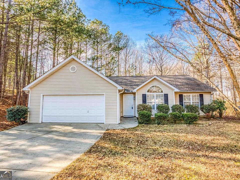 1st image of 902 Yellow Pine Cir