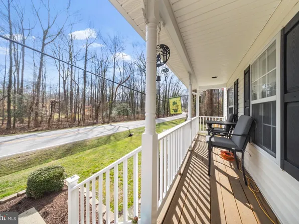 1221 Cedar Ln, Edgewater, MD 21037