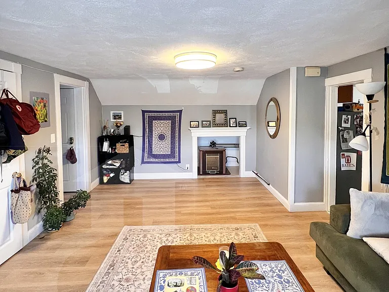 48 Beacon St #3 — Photo 2