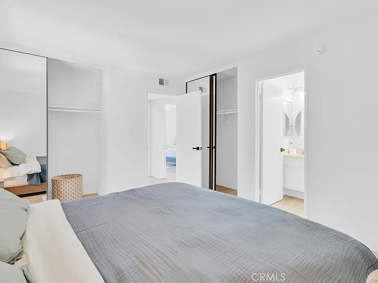 5700 Etiwanda Ave #252 — Photo 46