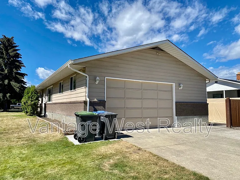 2 San Michelle Rd #690 — Photo 19