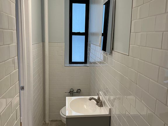 5th image of 158 Beach 117th St #1F