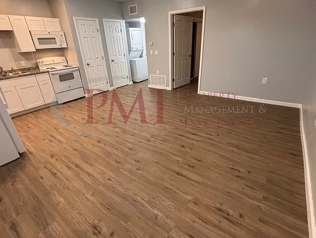 2250 Locust Street #2 — Photo 18