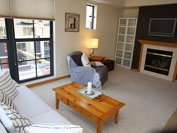 4th image of 2566 Ellis Ave APT 311