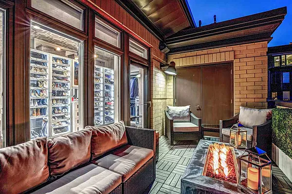 Sold by Christie's International R.E. North Jersey, Inc. | media 37