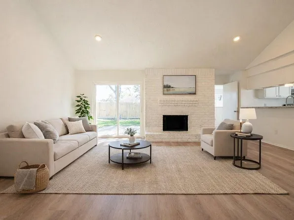 17819 Wild Willow Ln, Houston, TX 77084