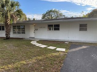 4800 NW 2nd Pl, Plantation, FL 33317