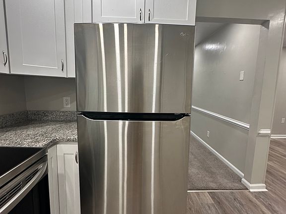 5th image of 3408 Plum Cres