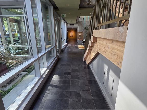 4th image of 2717 Western Ave APT 334