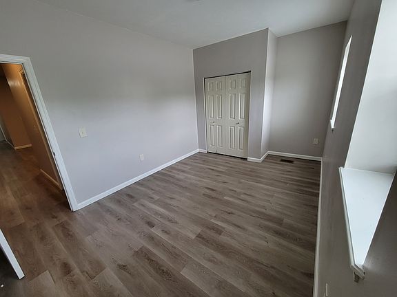5th image of 591 Pike St Unit A