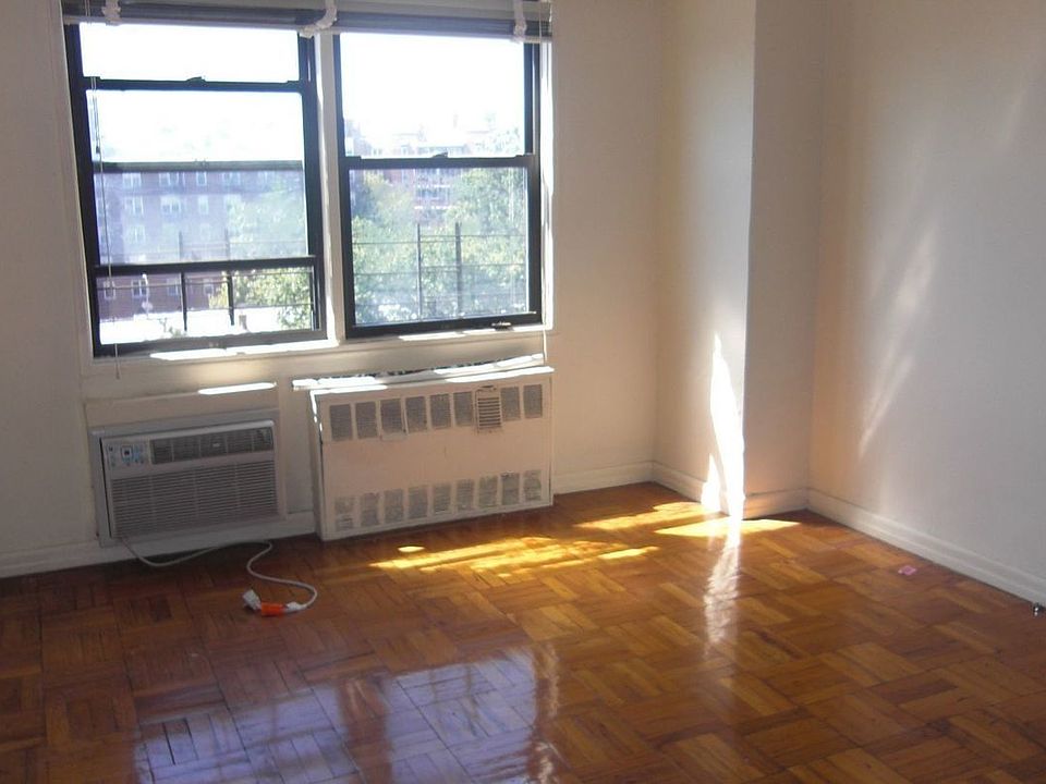 2nd image of 9801 67th Ave APT 9O