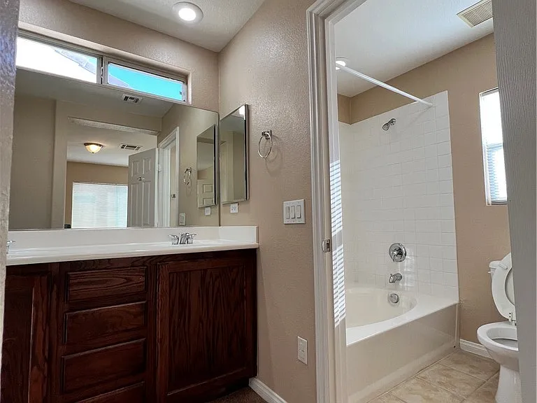 8237 Golden Flowers St — Photo 25