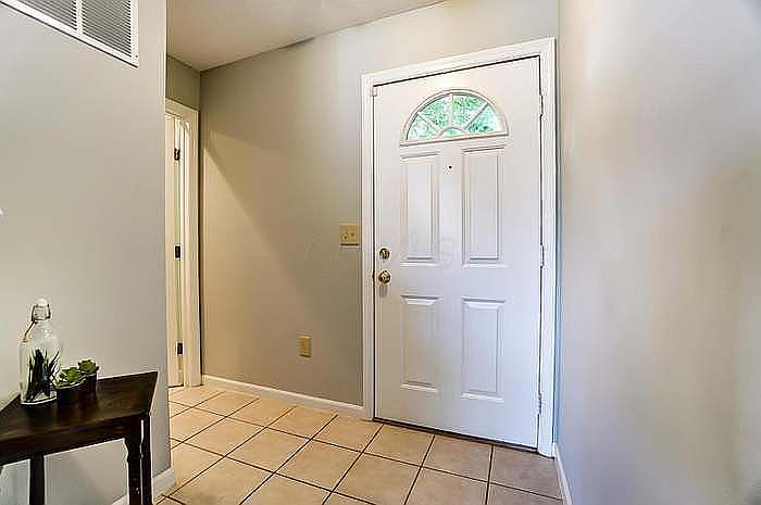 1st image of 5021 Common Market Pl #5021
