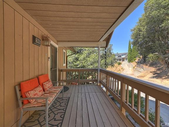 4th image of 306 Darfo Dr
