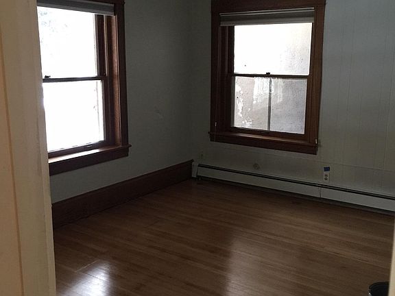 2nd image of 4033 E 17th Avenue Pkwy #1B