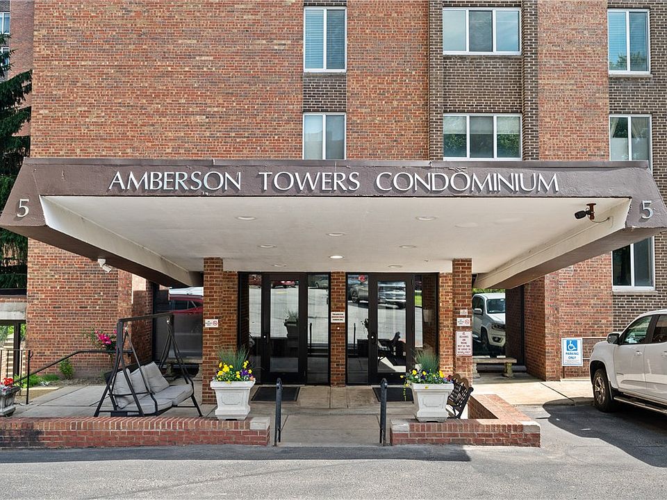 1st image of 5 Bayard Rd APT 215