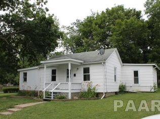 208 S Creamery St, Eureka, IL