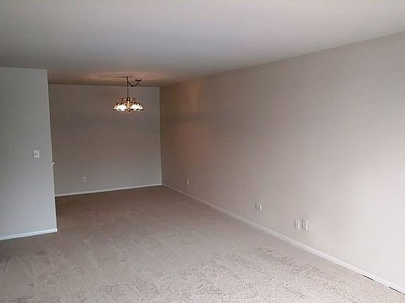 4th image of 2929 Sunnyside Dr APT D360