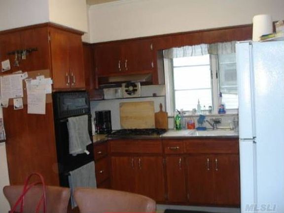 2nd image of 2342 91st St