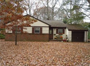 35 Rose Ter, Trumbull, CT 06611
